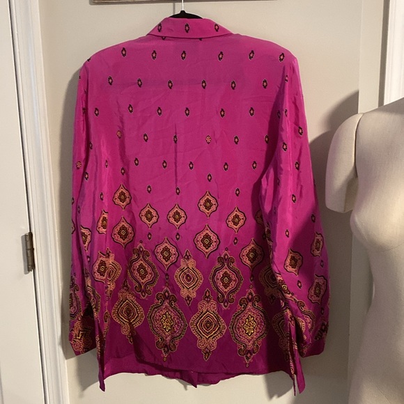 Silk Lore Blouse - Picture 7 of 7